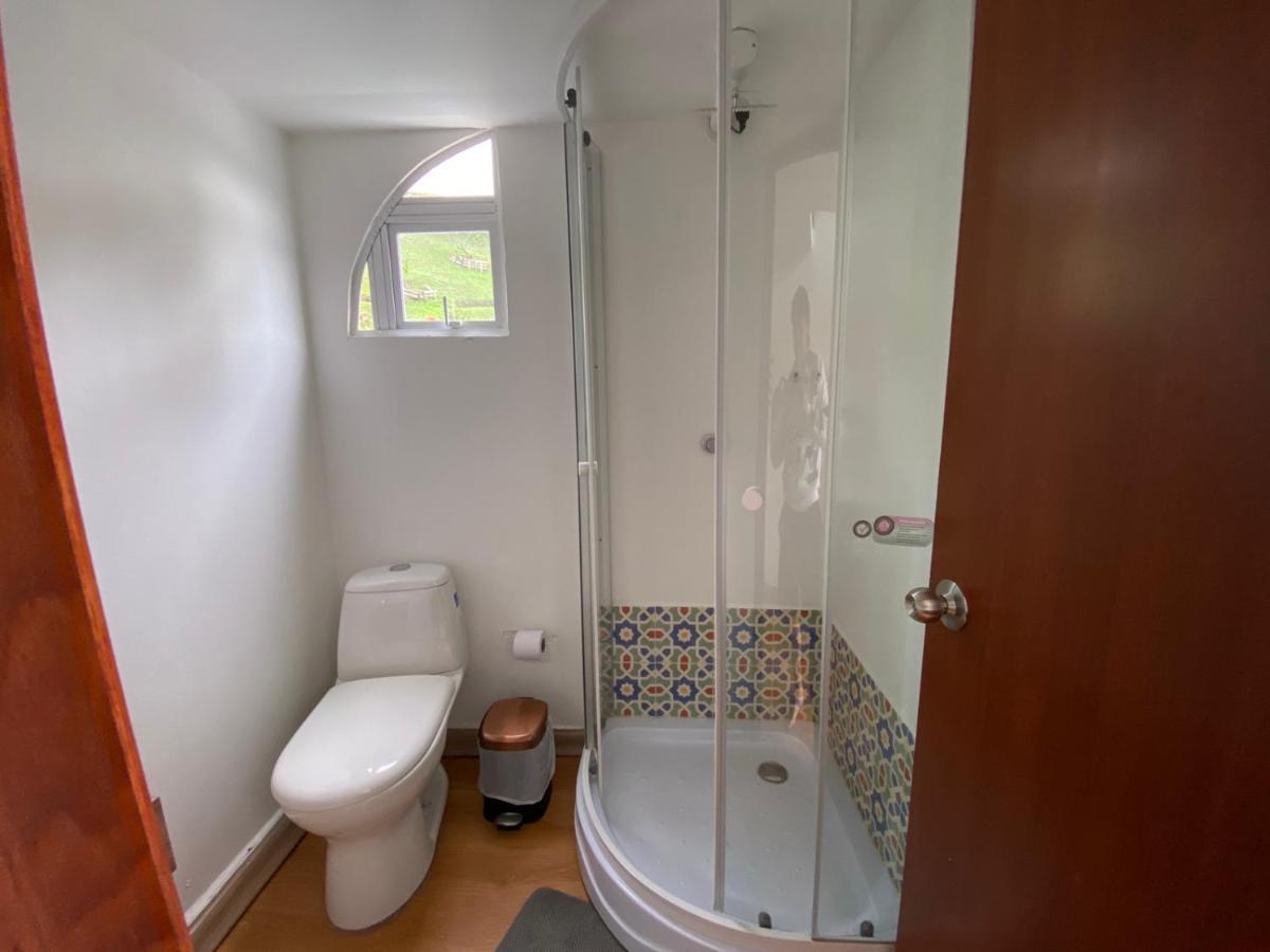 Casa Flotante La Trinidad Hotel Guatapé Екстериор снимка