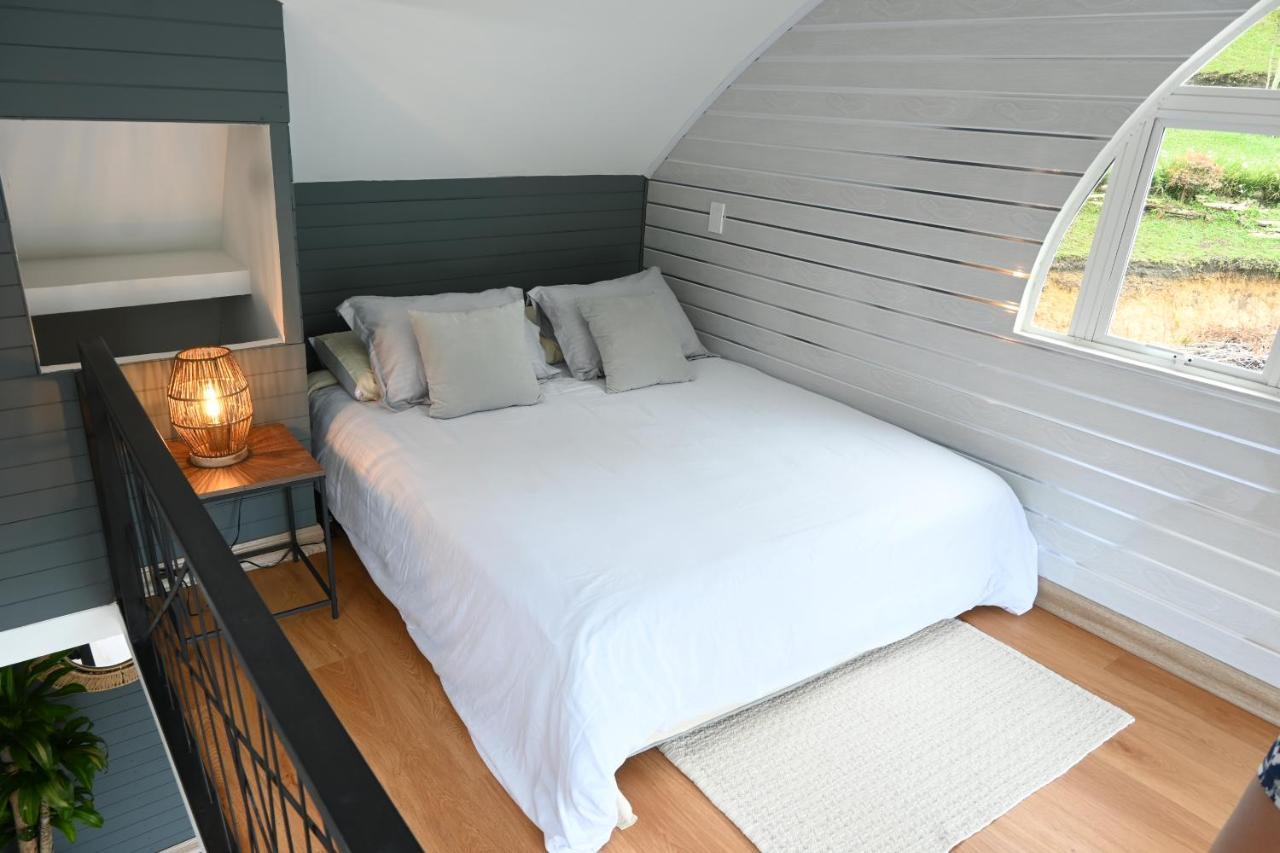 Casa Flotante La Trinidad Hotel Guatapé Екстериор снимка