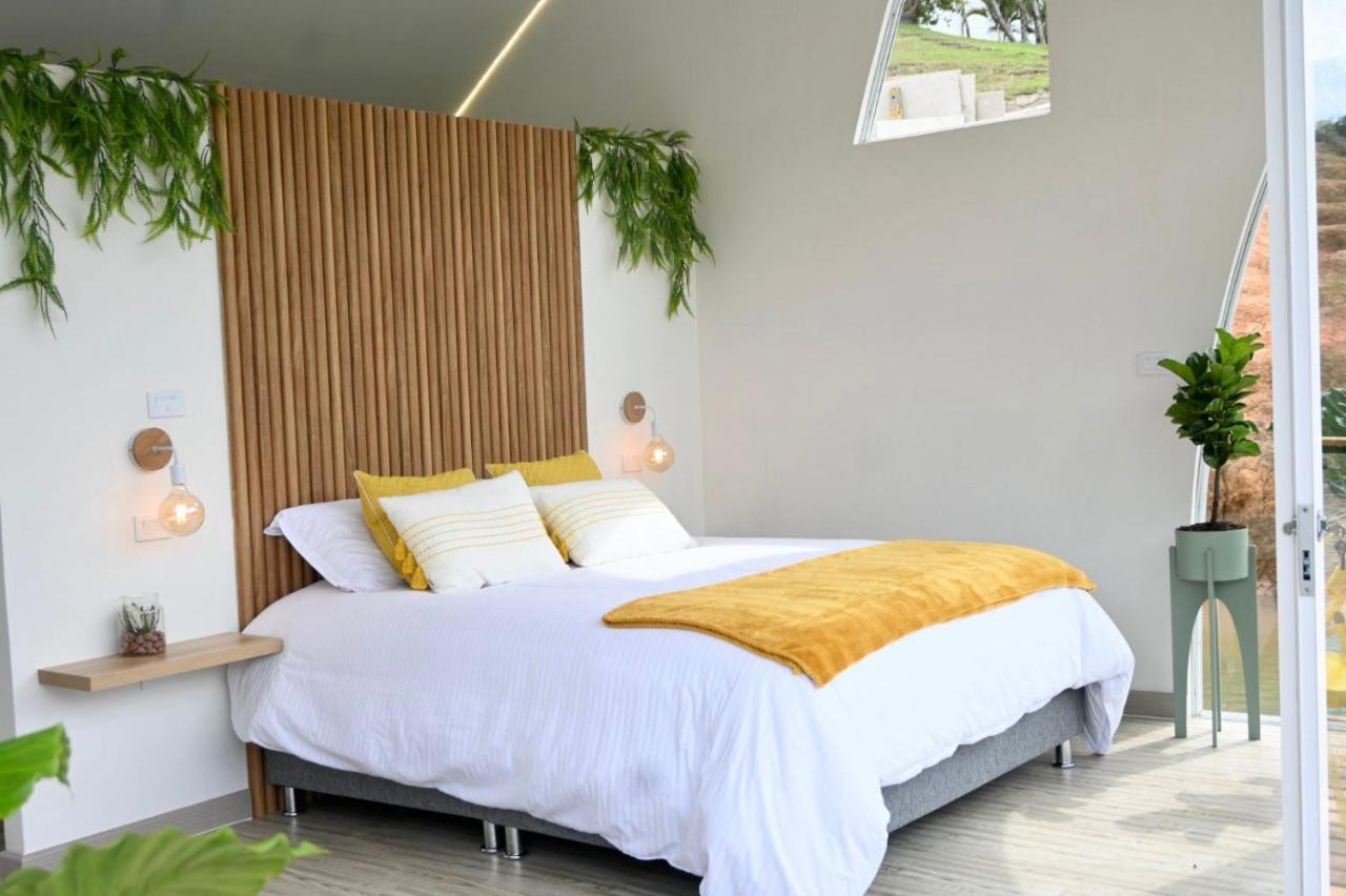 Casa Flotante La Trinidad Hotel Guatapé Екстериор снимка